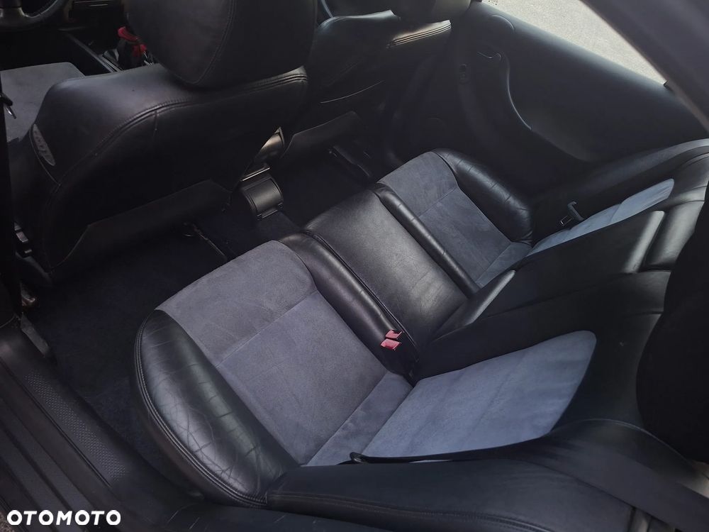 Seat Leon 1.9 TDI 150 Sport - 11