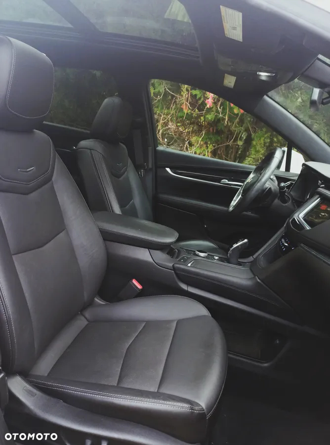 Cadillac XT5 - 27