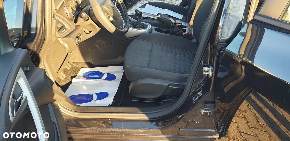 Opel Astra 1.6 Active - 21