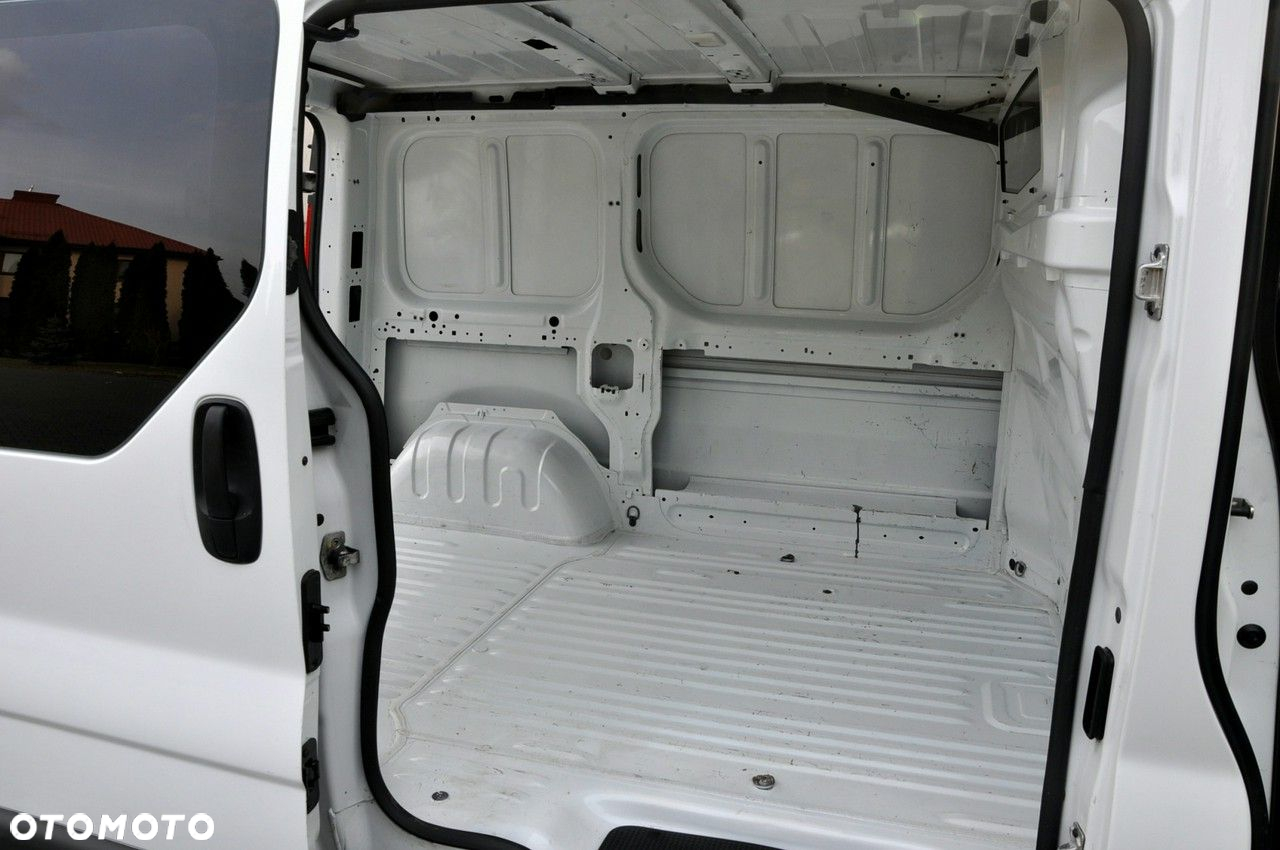 Opel Vivaro - 33