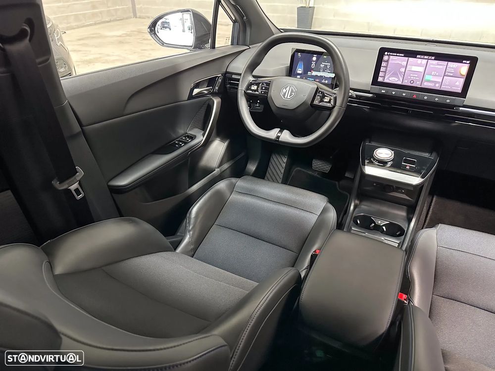 MG MG4 77 kWh Extended Range Luxury - 14