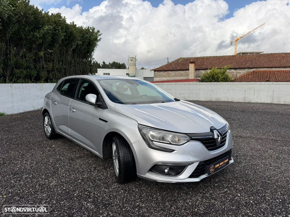 Renault Mégane 1.5 dCi Confort SS - 2