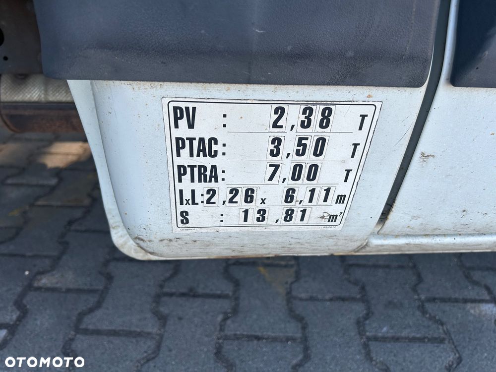 Iveco Kontener winda - 13