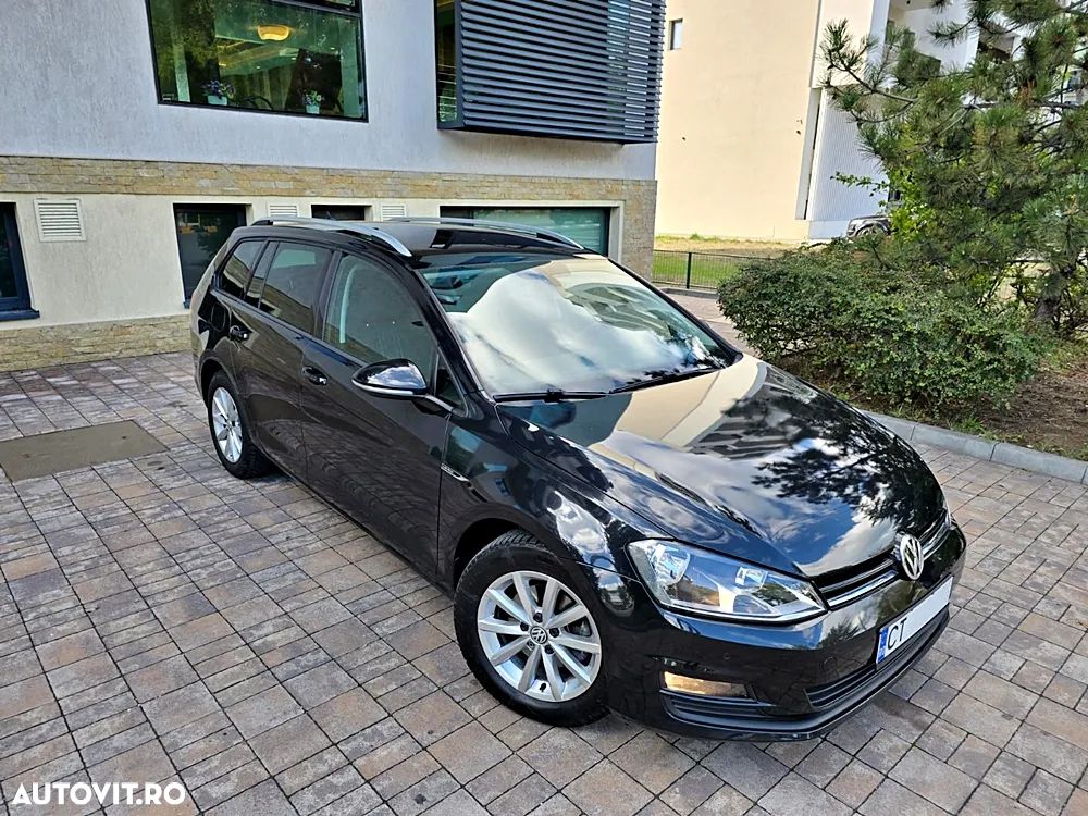 Volkswagen Golf 1.6 TDI BlueMotion Technology DSG Lounge - 10