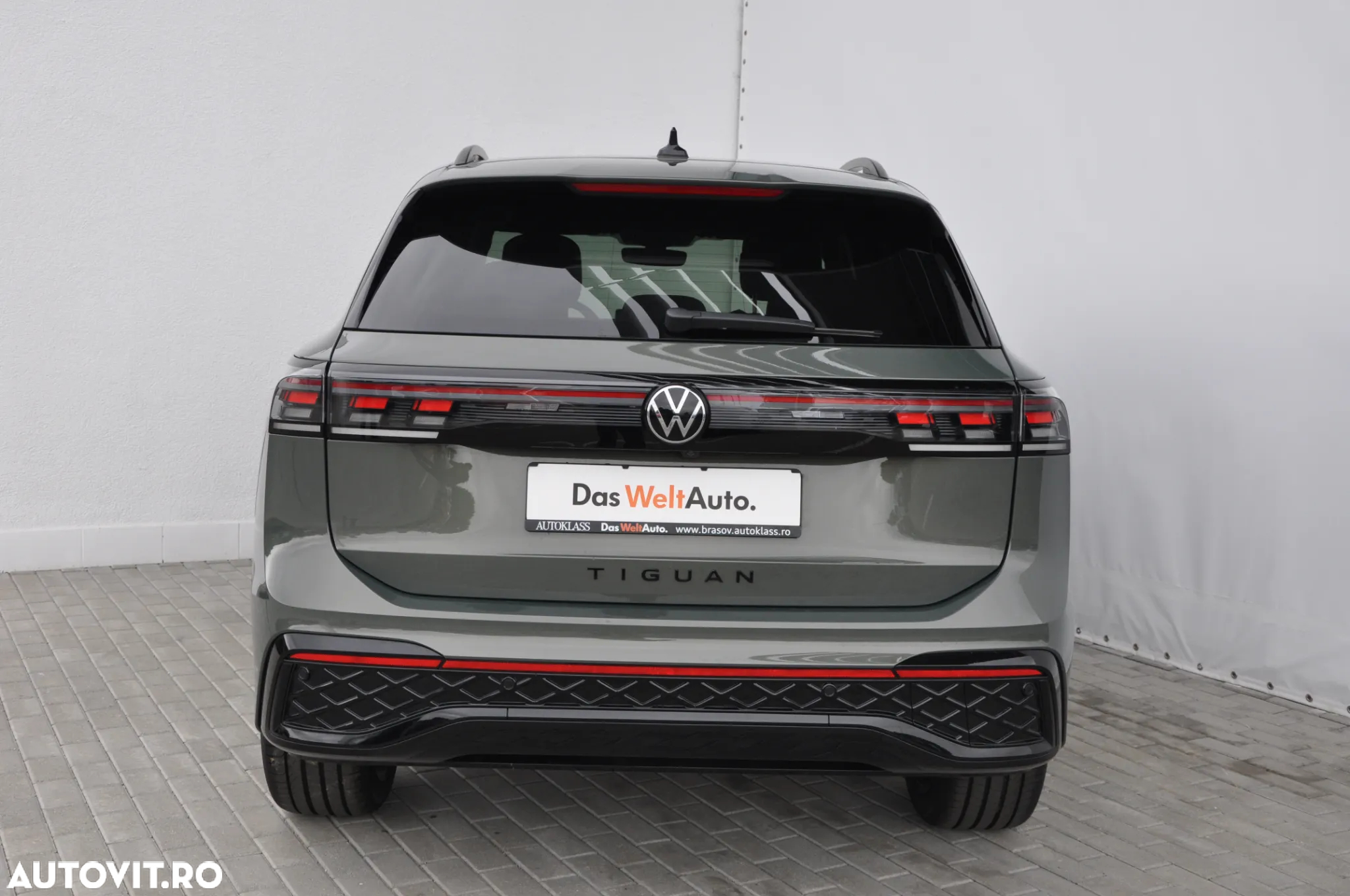 Volkswagen Tiguan 2.0 TDI DSG 4Motion R-Line - 4
