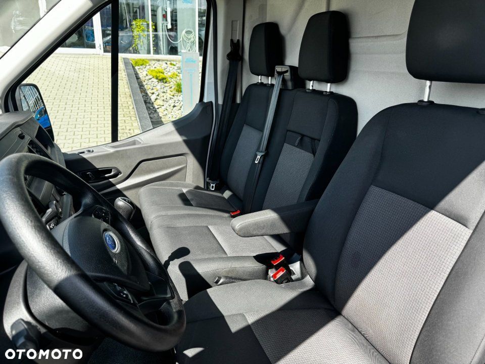 Ford Nowy Transit - 11
