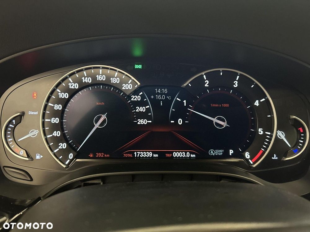 BMW Seria 5 - 16