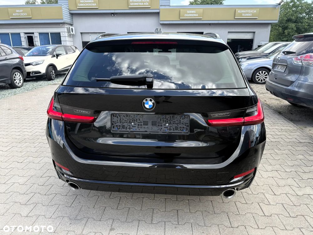 BMW Seria 3 320d xDrive MHEV Sport Line - 2