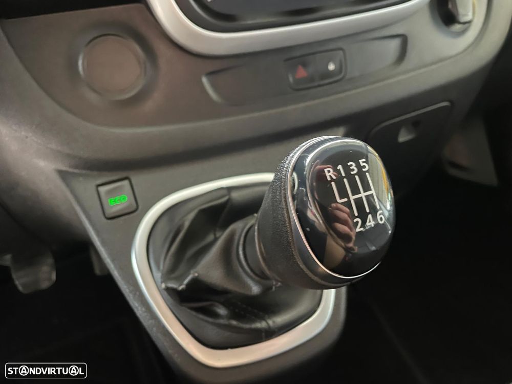 Renault Trafic 2.0DCI L2 H1 c/IVA Dedutível - 12