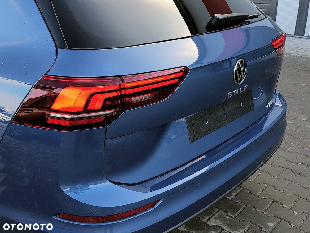 Volkswagen Golf Variant - 9