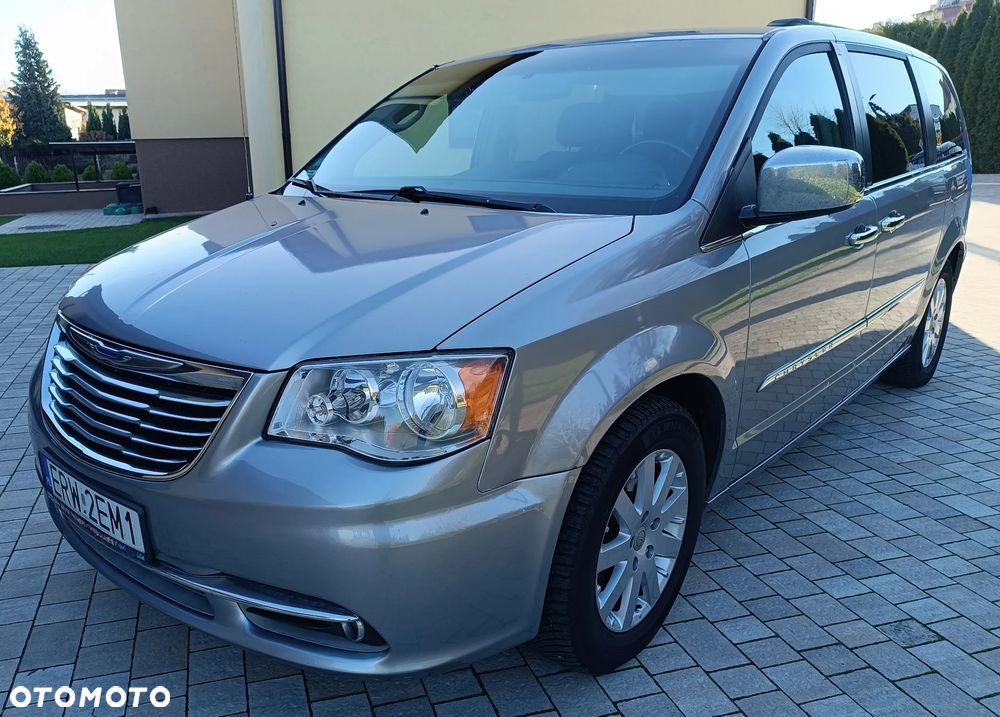 Chrysler Town & Country 3.6 Touring - 1