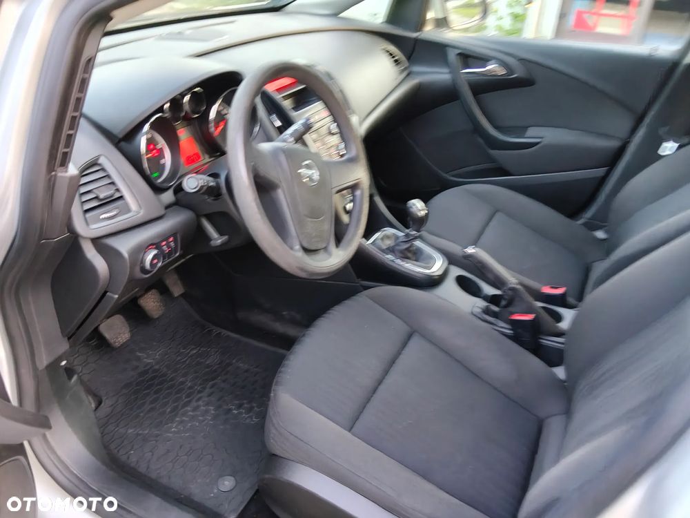 Opel Astra 1.7 CDTI Essentia - 4