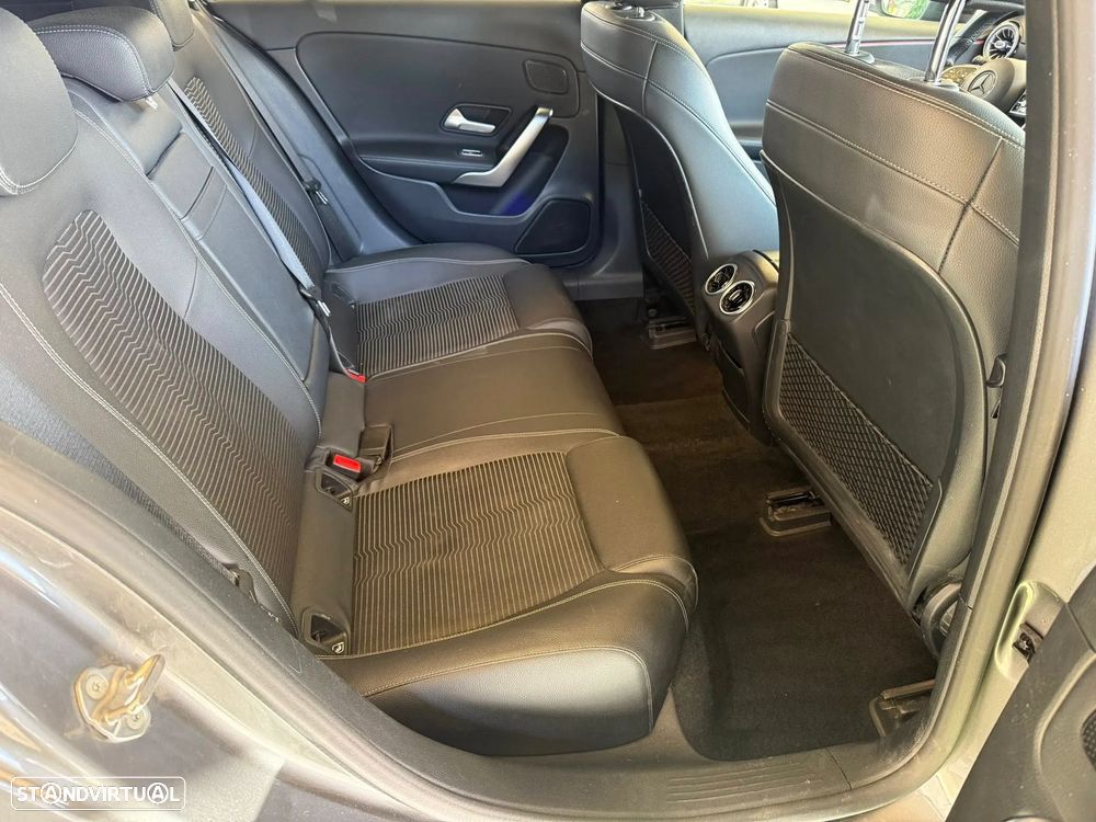 Mercedes-Benz A 180 d 7G-DCT Progressive - 10