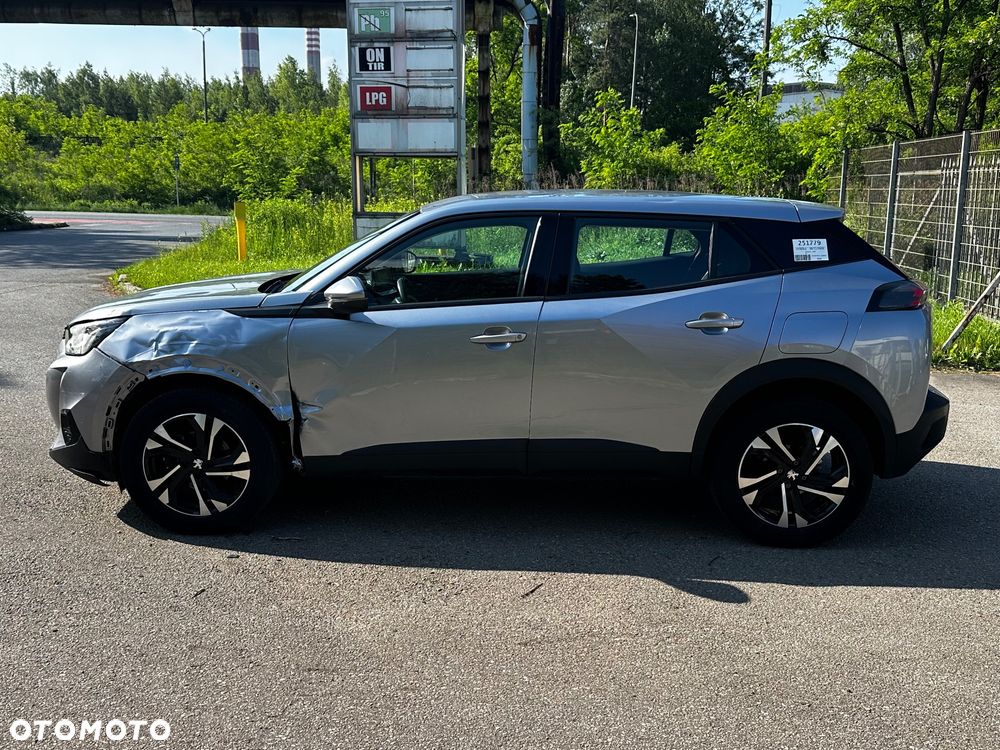 Peugeot 2008 - 6
