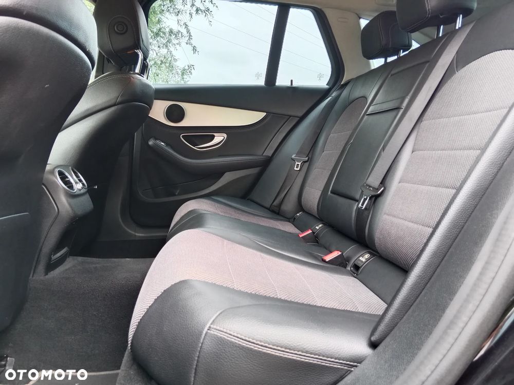 Mercedes-Benz Klasa C 200 (BlueTEC) d Avantgarde - 16