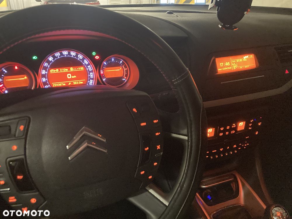 Citroën C5 1.6 HDi Attraction - 34