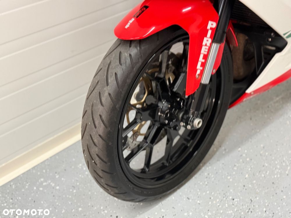 Aprilia RS - 17