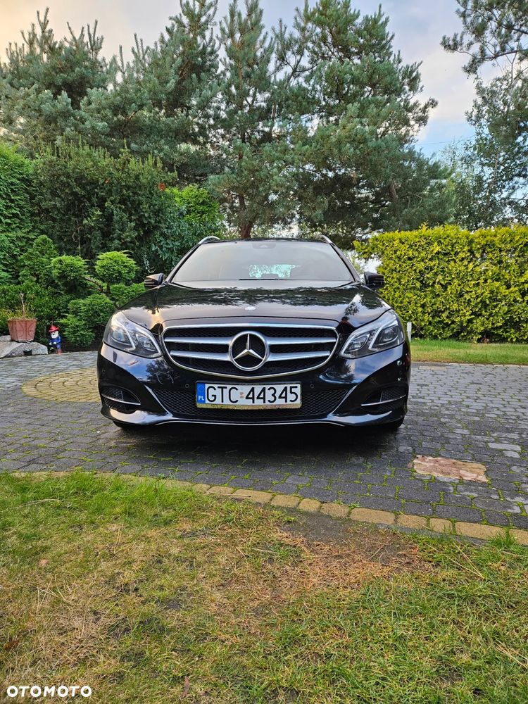 Mercedes-Benz Klasa E 220 CDI DPF BlueEFFICIENCY Elegance - 5