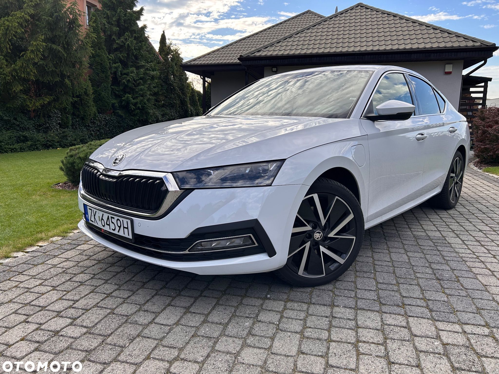 Skoda Octavia 1.4 TSI Plug-In Hybrid Style DSG - 1