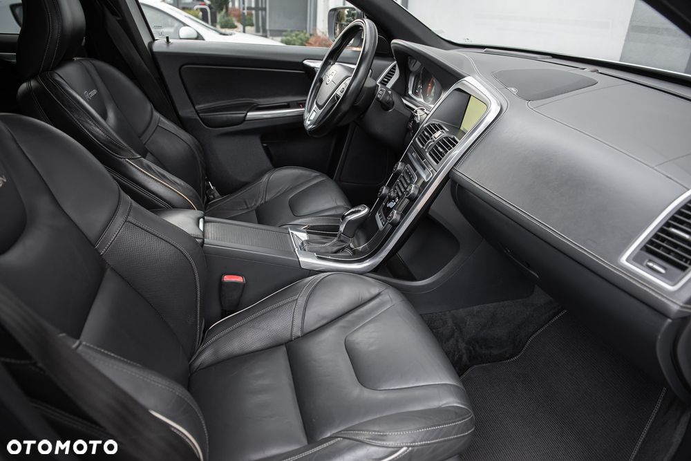 Volvo XC 60 D4 AWD Geartronic Summum - 35
