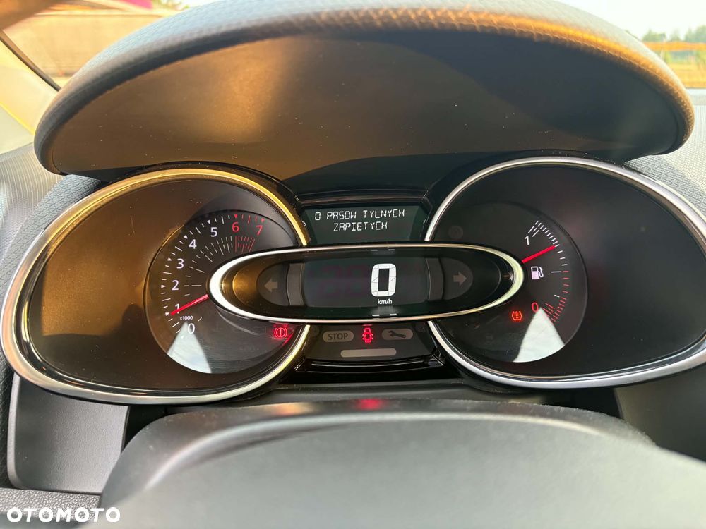 Renault Clio 0.9 Energy TCe Limited - 10