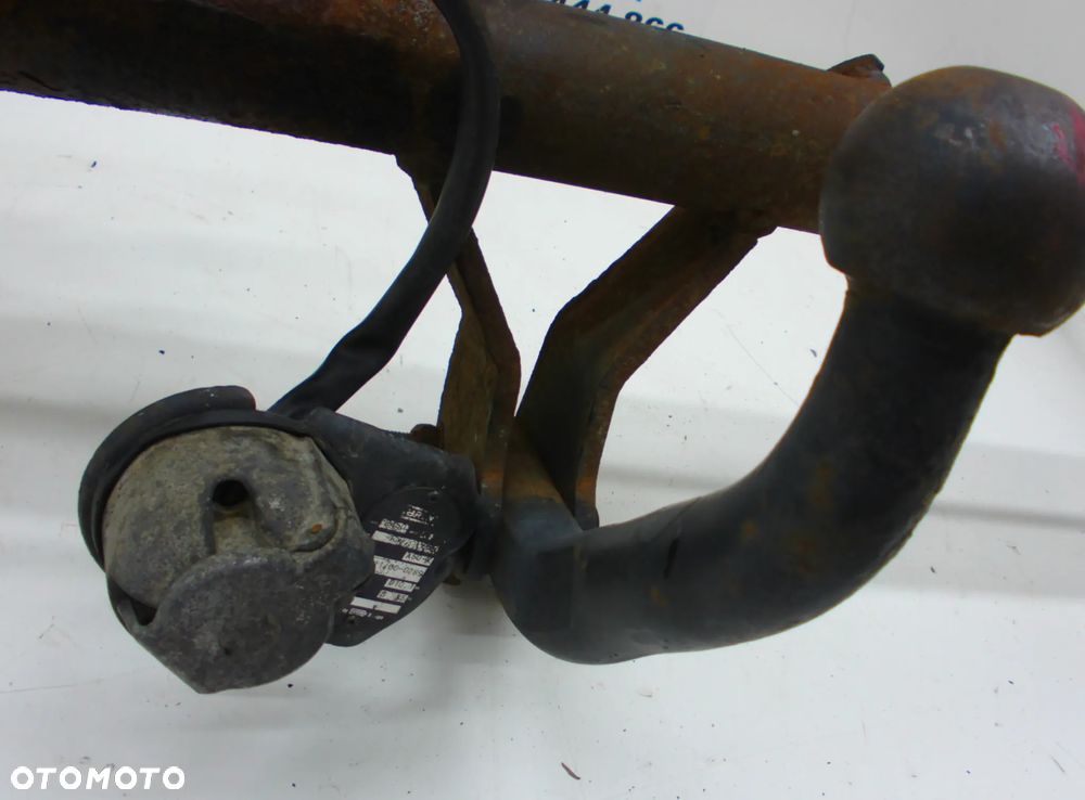 VW Passat B5 kombi Hak holowniczy - 3