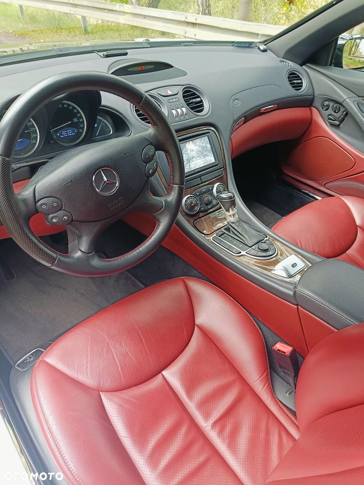 Mercedes-Benz SL - 18