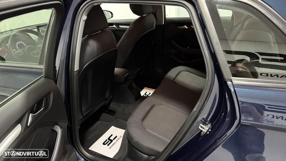 Audi A3 Sportback 30 TDI Sport - 8
