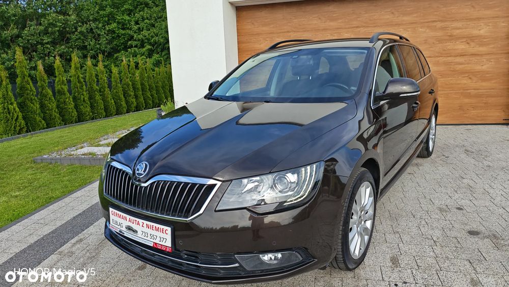 Skoda Superb 2.0 TDI Elegance DSG - 34