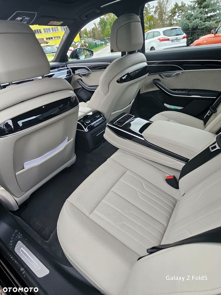Audi A8 - 17