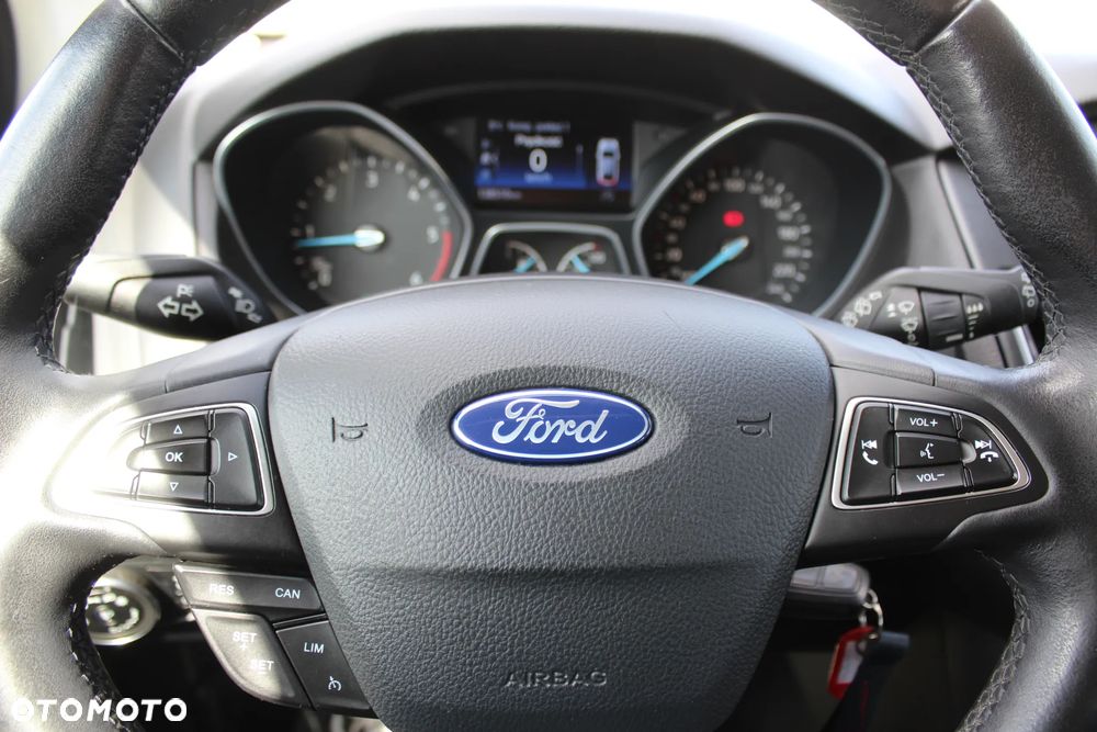 Ford Focus 1.6 TDCi ECOnetic 88g Start-Stopp-System Titanium - 15