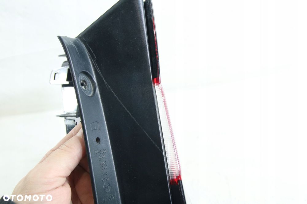 lampa tyl na blotnik europa oryginał skoda fabia iii 3 6v 9 kombi 2014-2021 - 2