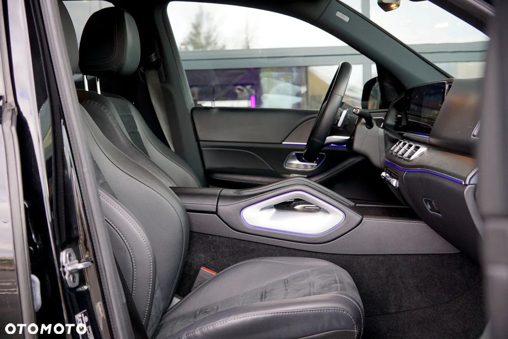 Mercedes-Benz GLE 300 d 4Matic 9G-TRONIC AMG Line - 23