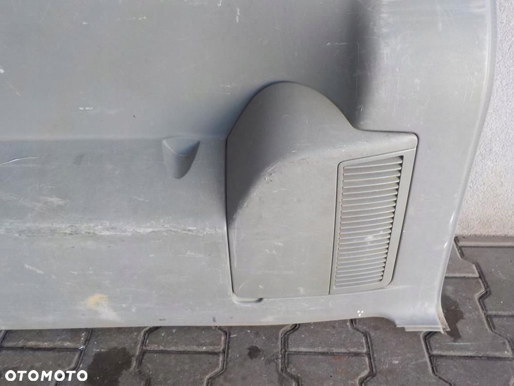 VW T5 DŁUGA TAPICERKA BOCZEK TYŁ TYLNA PRAWA - 3