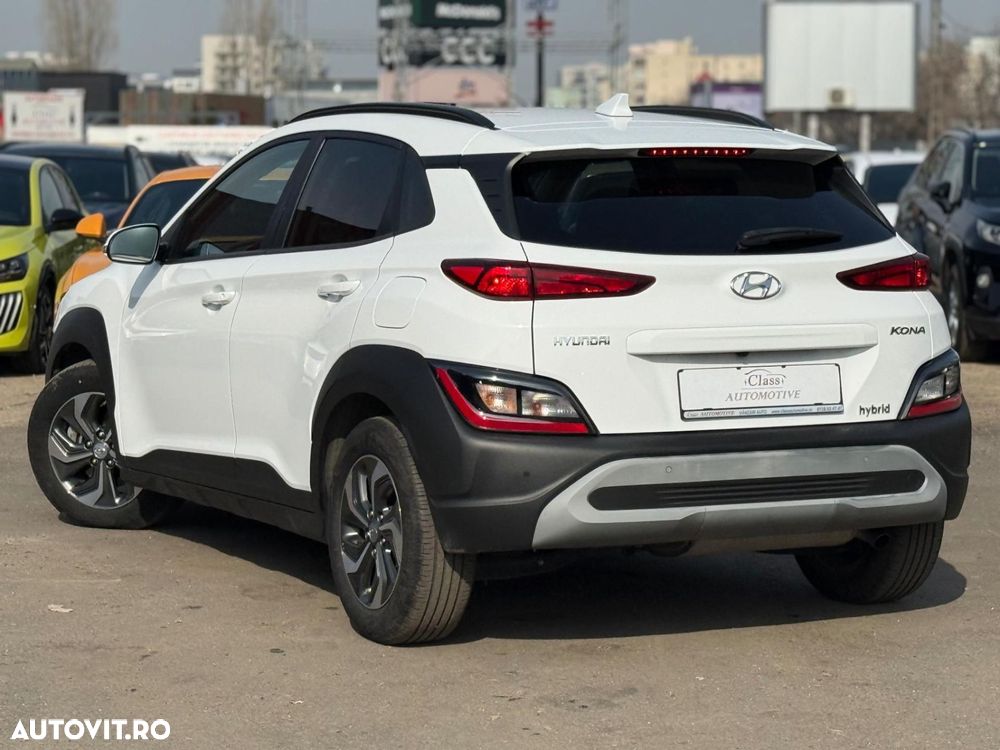 Hyundai KONA - 10