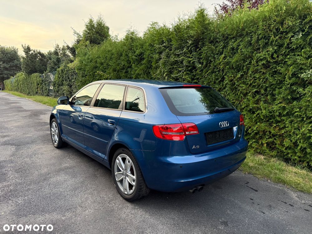 Audi A3 Sportback 1.8 TFSI Attraction - 11