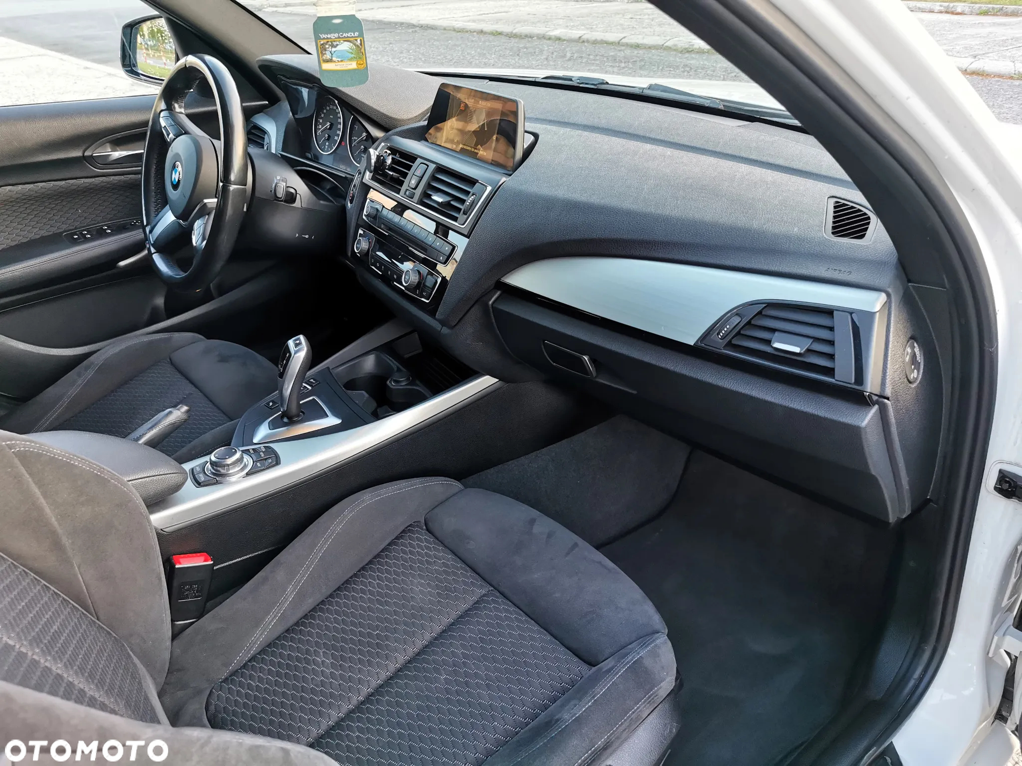 BMW Seria 1 118i M Sport - 12