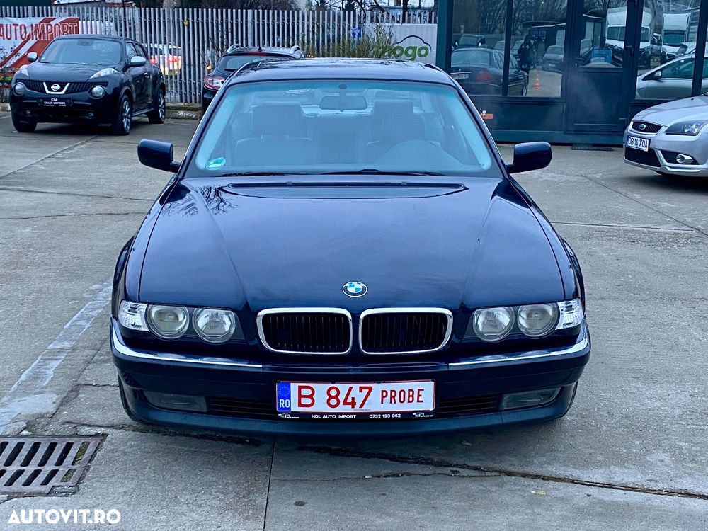 BMW Seria 7 740iA - 13