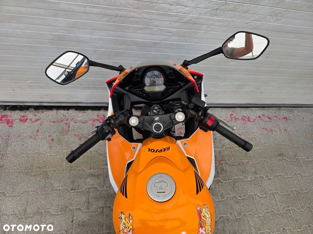 Honda CBR - 26