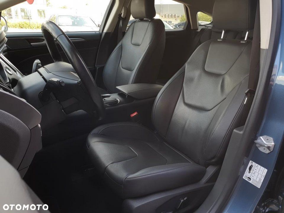 Ford Mondeo - 27