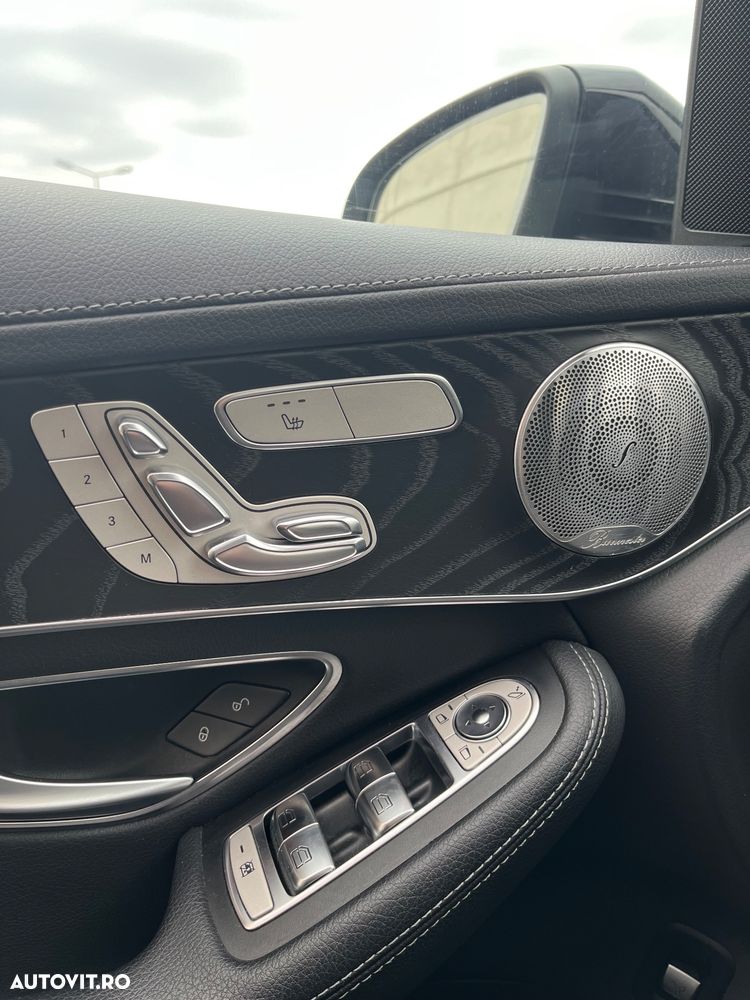 Mercedes-Benz GLC Coupe 250 d 4Matic 9G-TRONIC AMG Line - 9