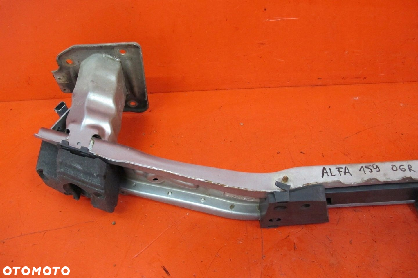 ALFA ROMEO 159 05- BELKA WZMOCNIENIE ZDERZAKA PRZÓD PRZEDNIA ABSORBER 651 - 2