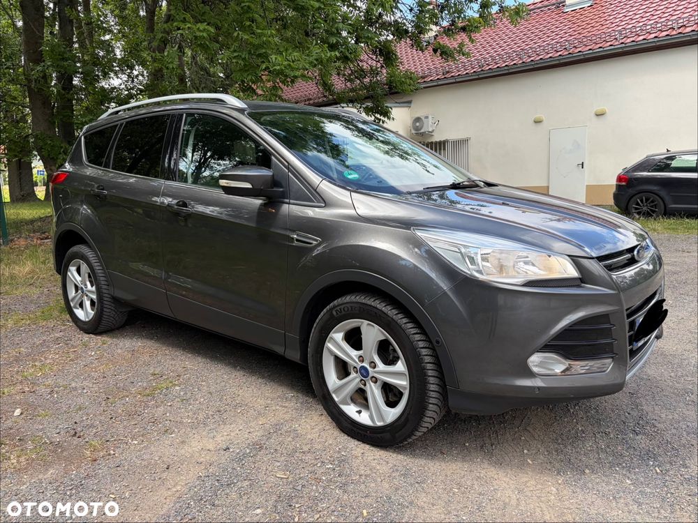 Ford Kuga 2.0 TDCi FWD Titanium - 10