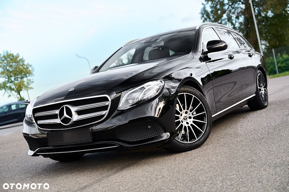 Mercedes-Benz Klasa E 220 d 9G-TRONIC - 2