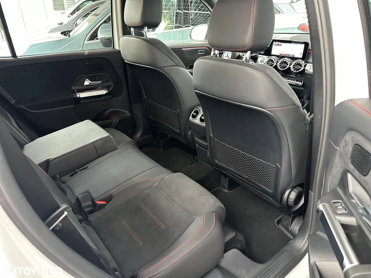 Mercedes-Benz GLB 200 d 4MATIC Aut. - 24
