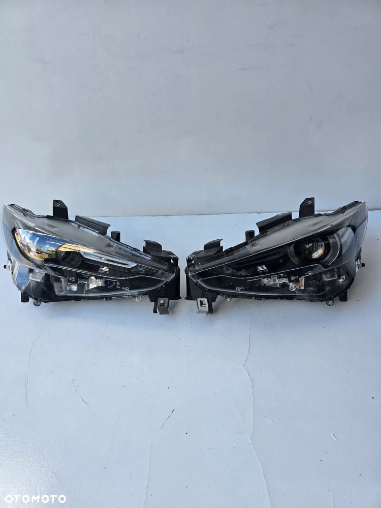 Lampy przód Mazda cx-5 17-21 full led - 1