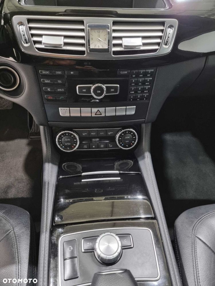 Mercedes-Benz CLS - 26