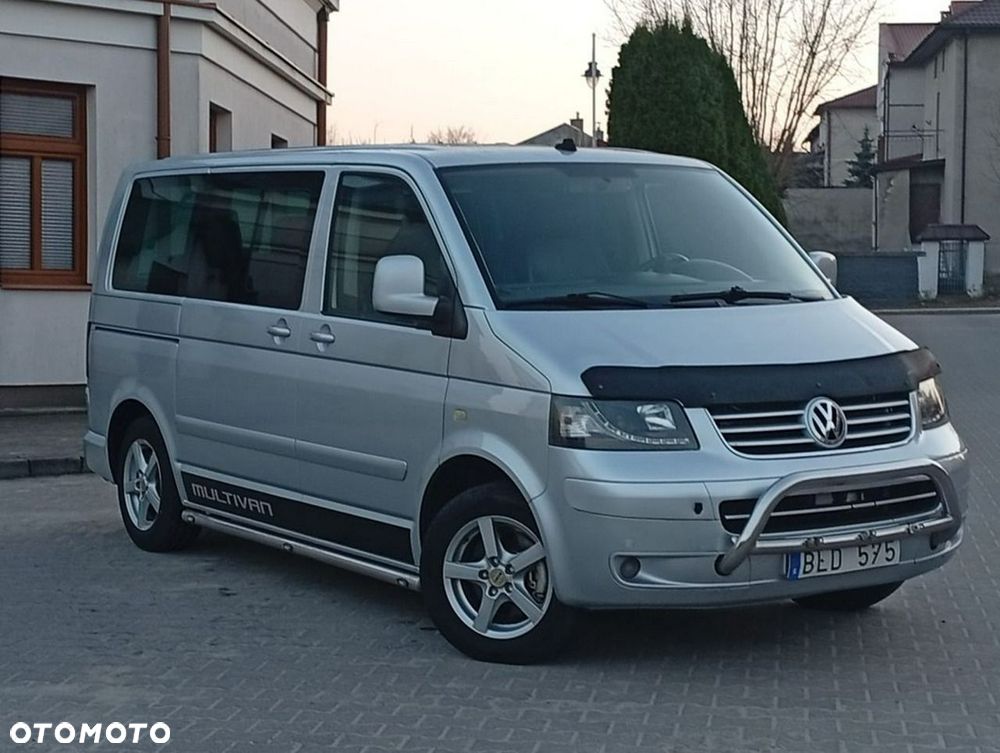 Volkswagen Multivan - 7