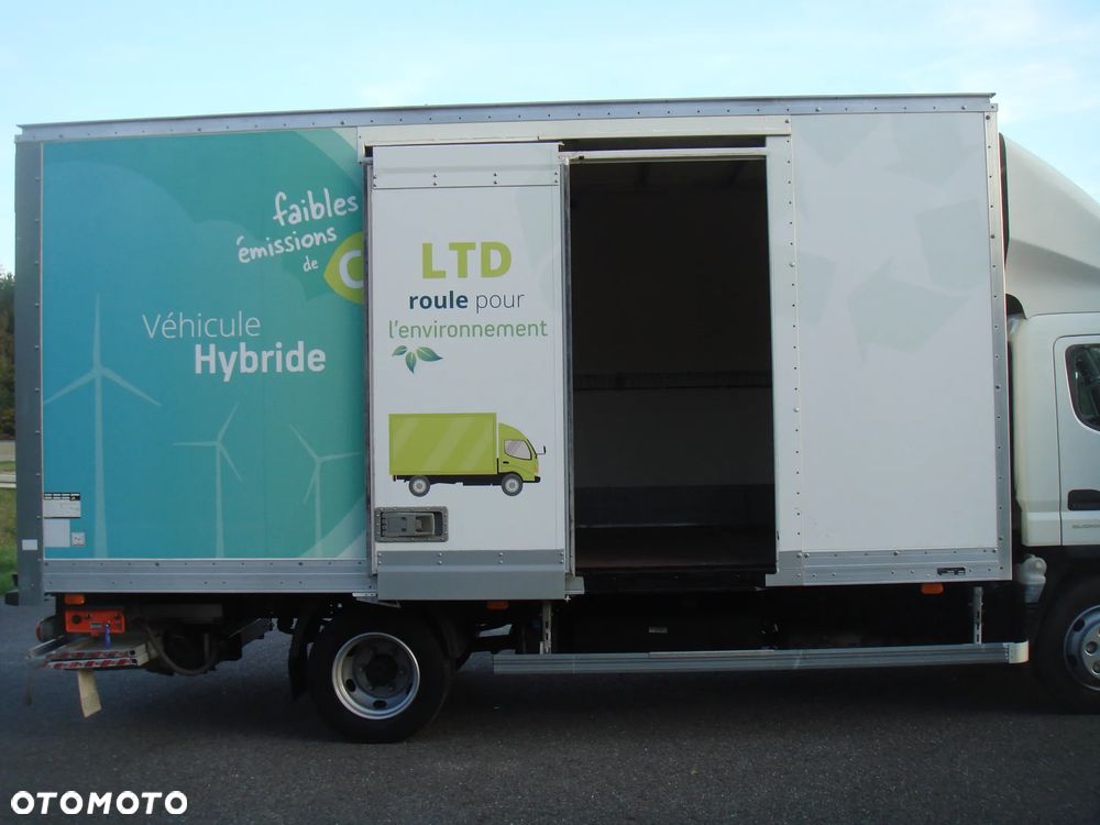Mitsubishi FUSO CANTER - 20