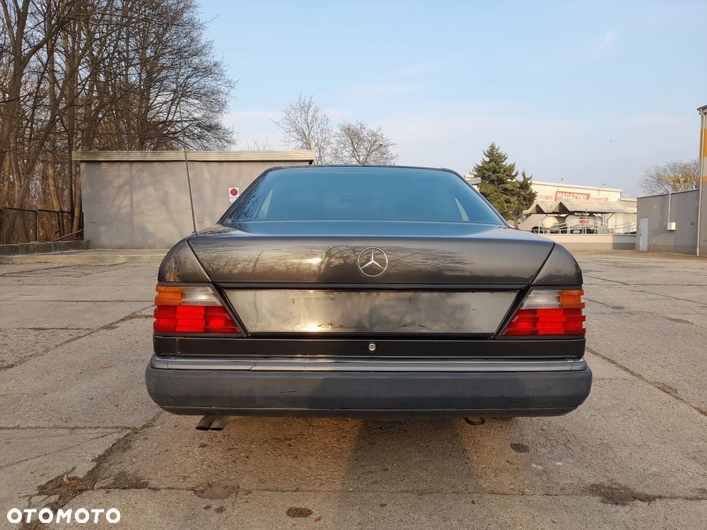 Mercedes-Benz W124 (1984-1993) - 7